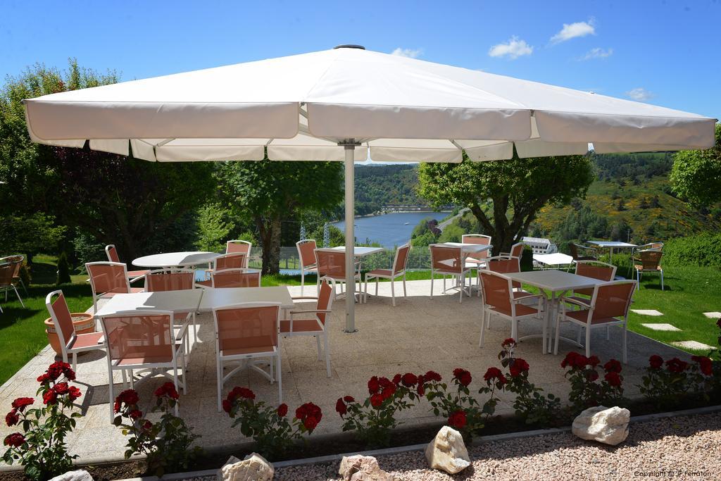 Logis Hotel Beau Site Loubaresse  Екстер'єр фото