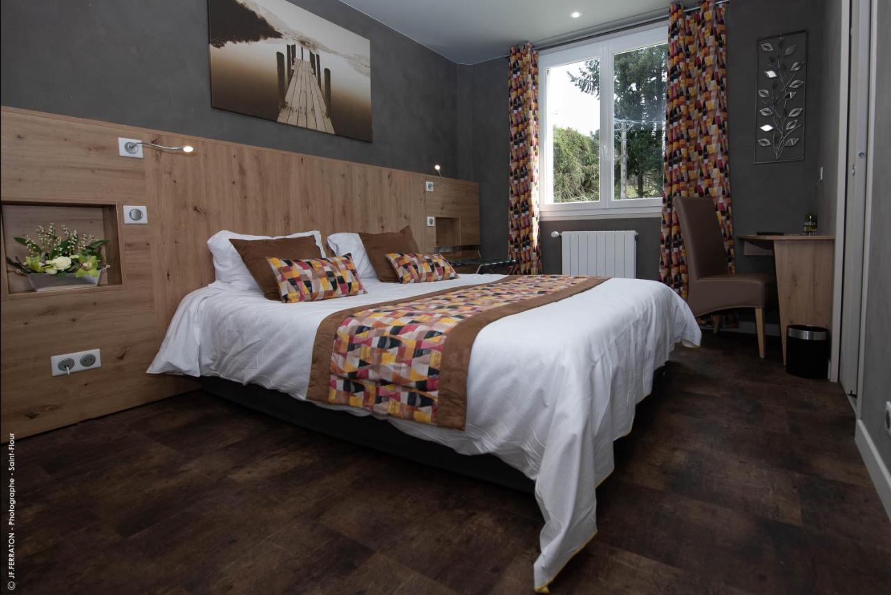 Logis Hotel Beau Site Loubaresse  Екстер'єр фото