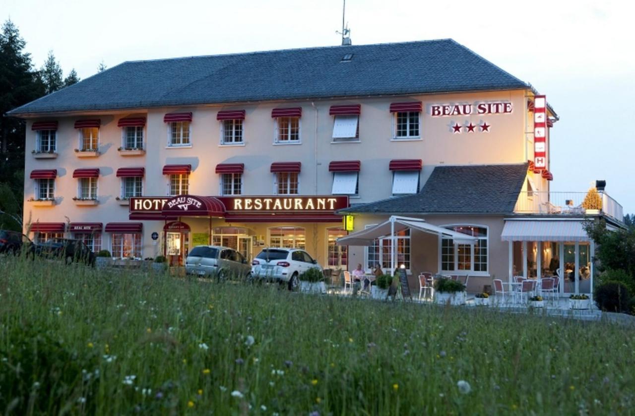 Logis Hotel Beau Site Loubaresse  Екстер'єр фото